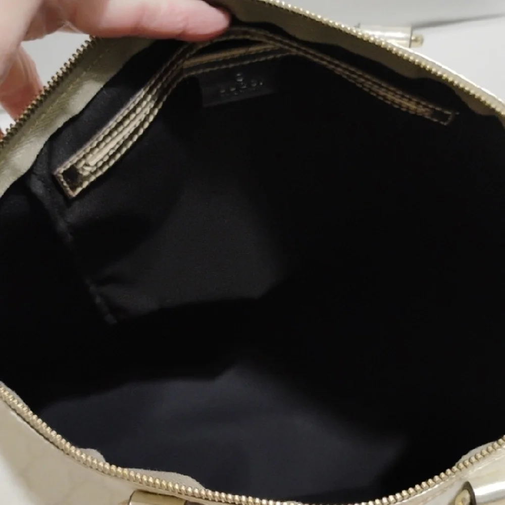 SALE! Auth Gucci GG Supreme Joy PVC Leather Metallic Silver & White Tote/Handbag - Picture 11 of 16